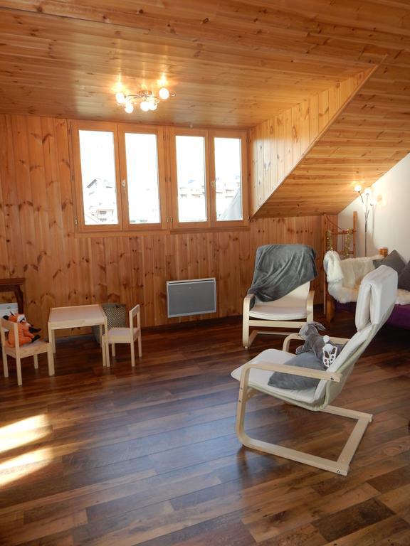 Chalet De Lanza Abries Exterior photo
